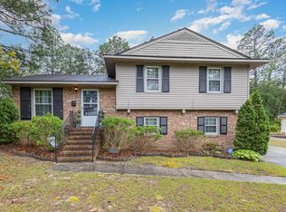 5433 Hampton Rd, Fayetteville, NC 28311