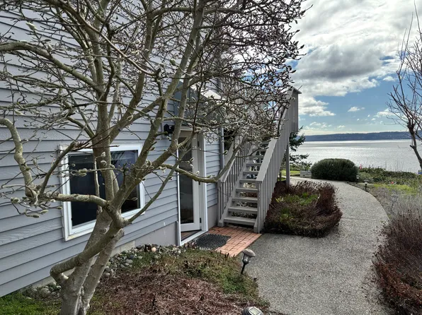 3486 Timothy Way, Camano Island, WA 98282