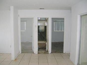 5th image of 1400 NW 199th St