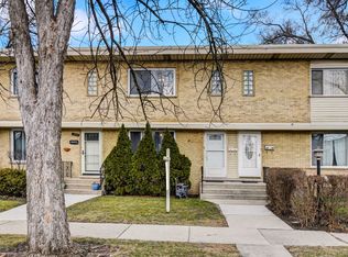 1903 Lee St, Evanston, IL 60202