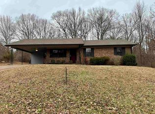 512 Ruby Ln, Bolivar, TN 38008