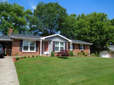 612 Saint Catherine Ct, Newburgh, IN, 47630