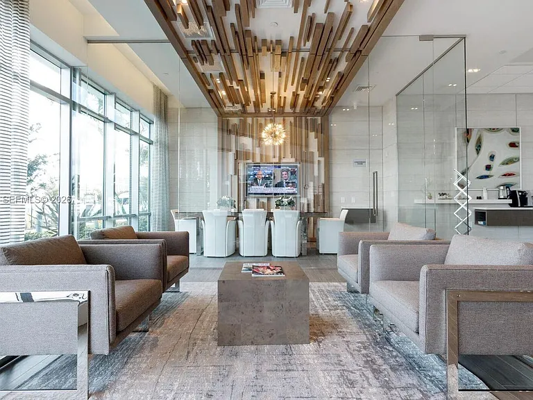 17111 Biscayne Blvd #Penthouse 2 — Photo 15
