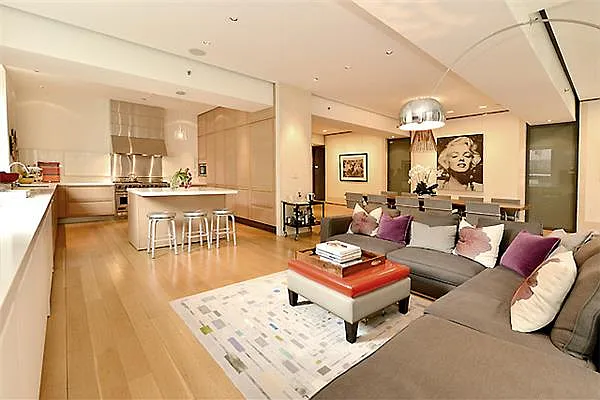 Sold by Prime Manhattan | media 4