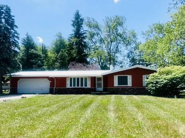 1501 Mardan Dr, Adrian, MI 49221