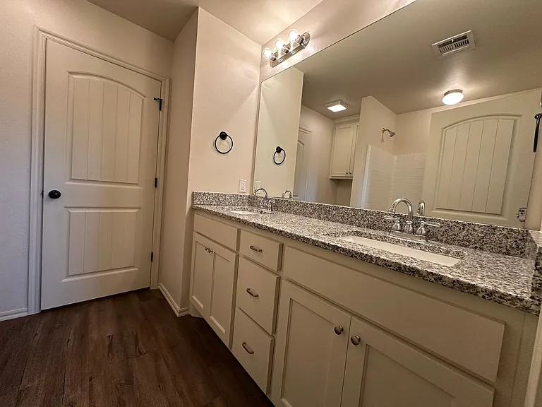 412 Chalk Hill Ct — Photo 39