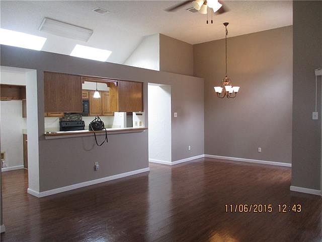 1st image of 1190 Meadow Park Ln