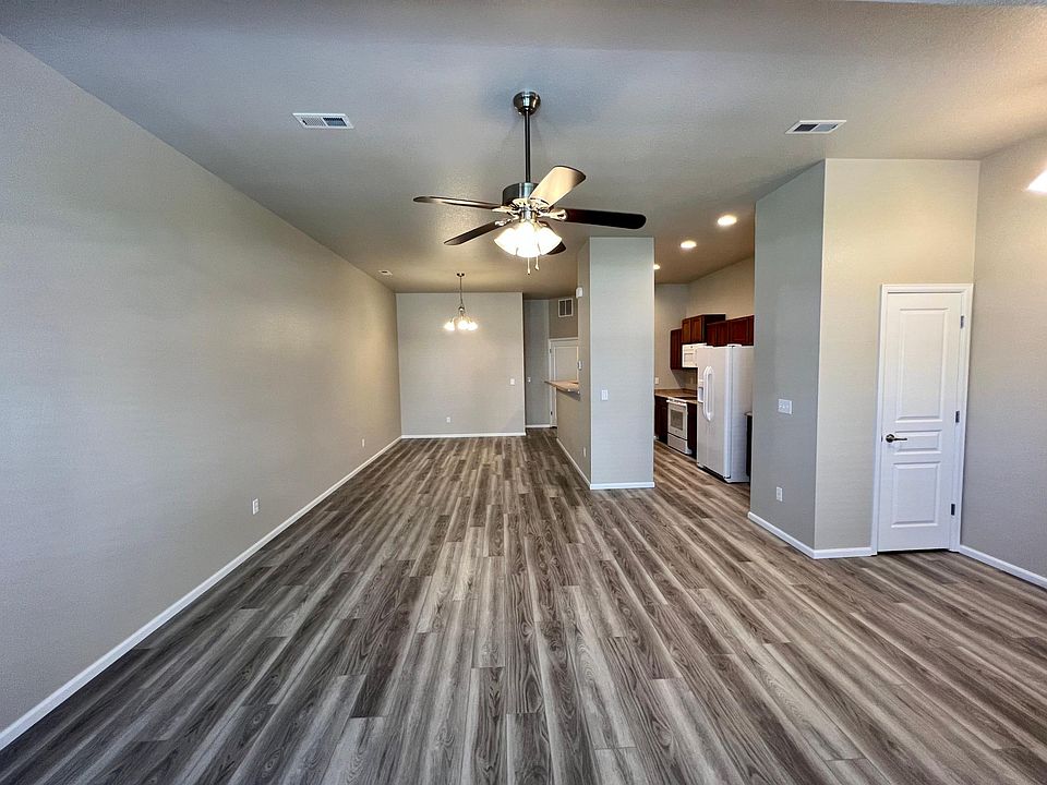 Living Room/Dining Room