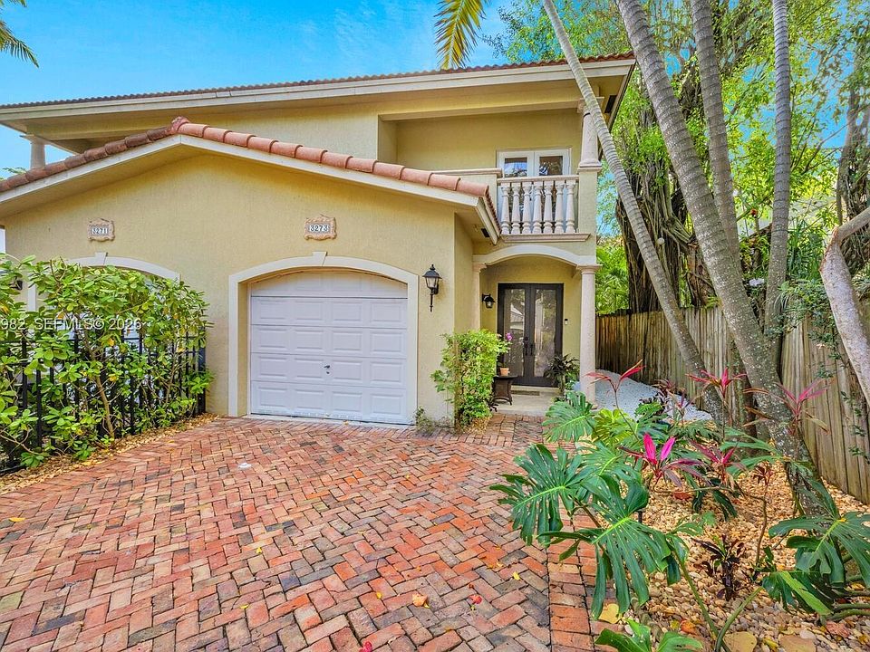 1st image of 3273 Matilda St