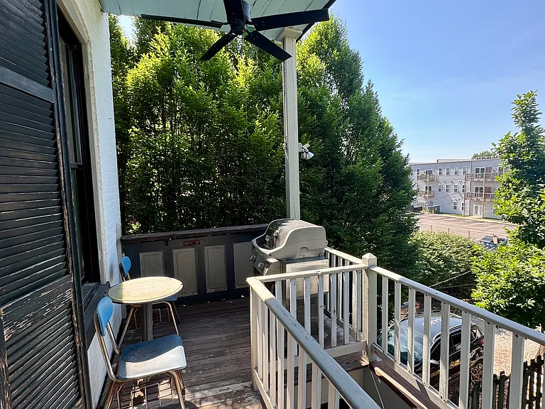 1008-1010 Allen Ave #2F — Photo 12