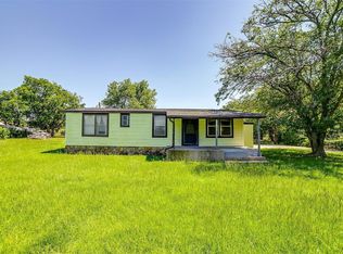 6090 Davis Rd, Fort Worth, TX 76140