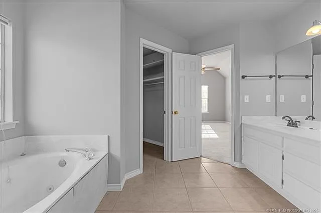 1312 N Willow Ave W — Photo 10