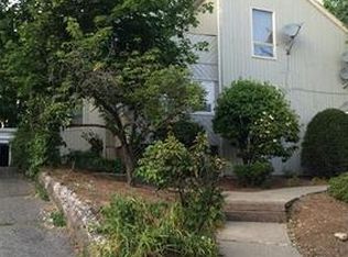 63 Fountain St #B, New Haven, CT 06515