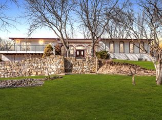 8900 W 105th St, Palos Hills, IL 60465