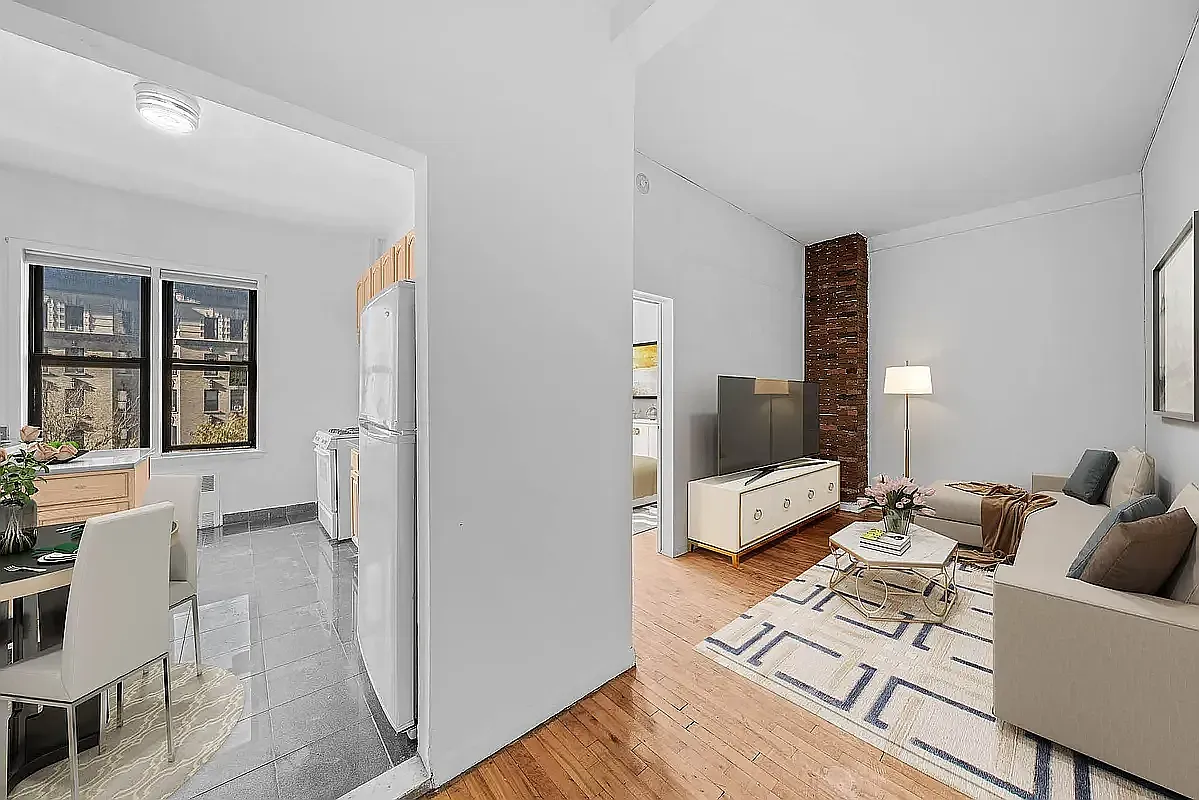 215 West 101st Street — Photo 1