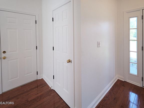 4th image of 123 Capital Cir