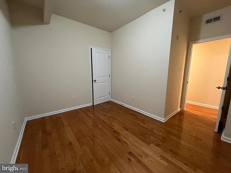 1516 W Diamond St #C — Photo 16