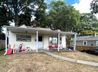 90 Pleasantview Ave, Bridgeport, CT 06606