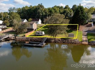 207 Catawba Ave, Hickory, NC 28601