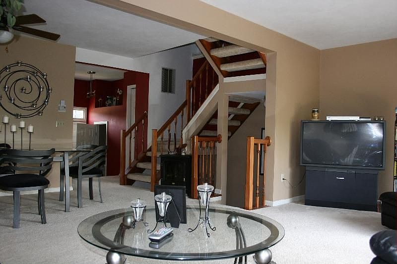 1st image of 8140 Verbeck Dr
