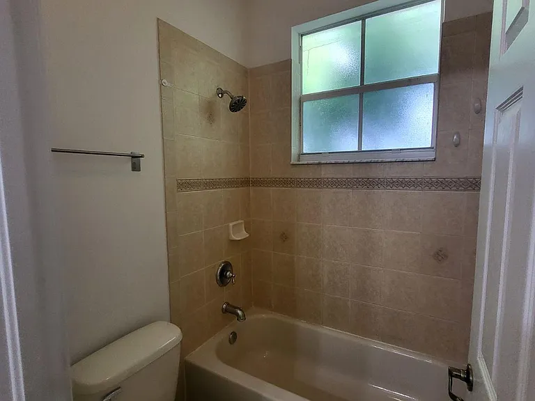14103 SW 49th St — Photo 22