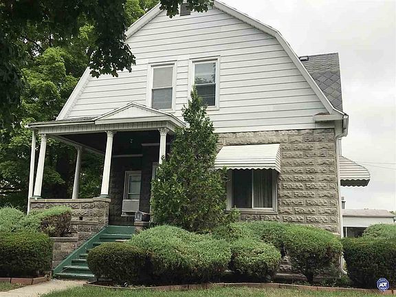 2nd image of 801 E Smith St