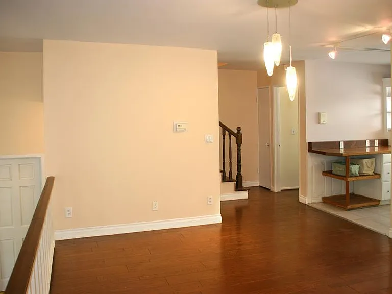 5266 Lindley Ave — Photo 12