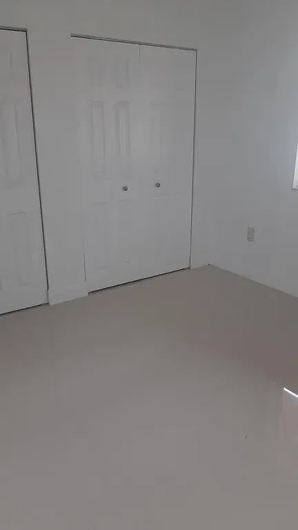 2 bed, 1000 sqft, $2,150 — Photo 3