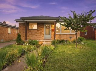 6518 Fenton St, Dearborn Heights, MI 48127