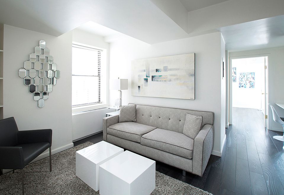 1st image of 150 W 51st St APT 708