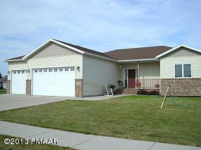 1st image of 520 11th Ave N