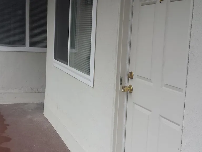 357 Hawthorne Ave #E — Photo 25