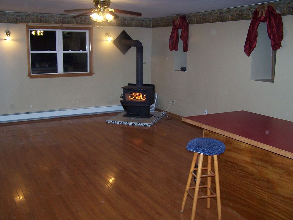 2nd image of 2311 Blue Ridge Dr
