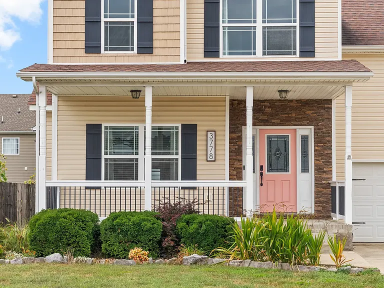 3778 Gray Fox Dr — Photo 2