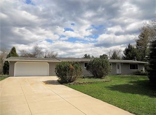 310 N Fairview Ave, North Prairie, WI 53153