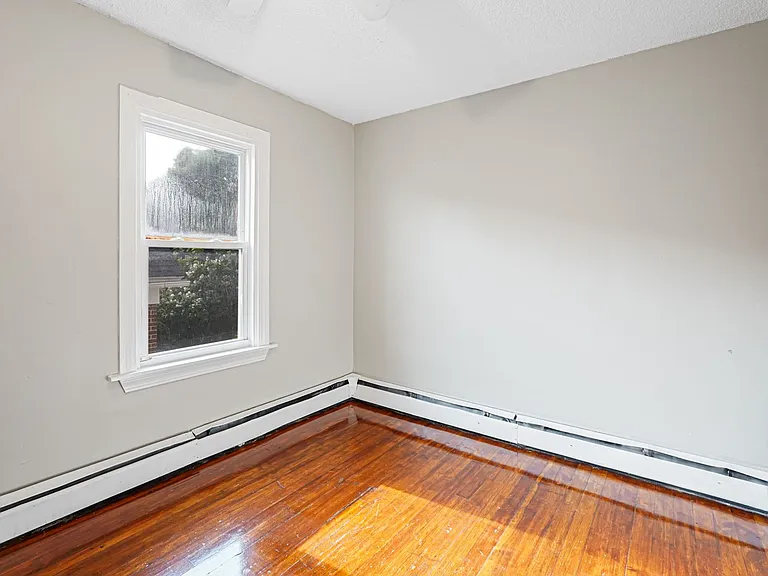 134 Rathbun St — Photo 7