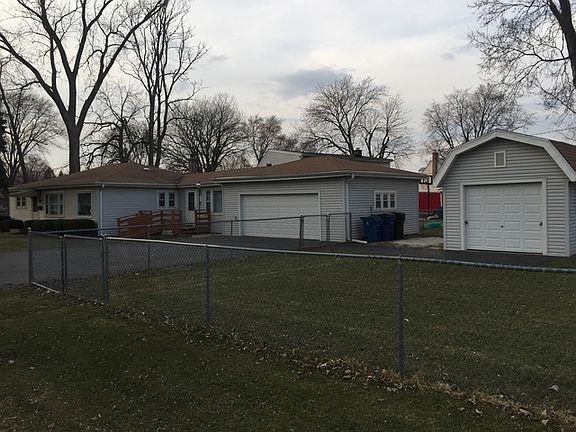 2nd image of 3001 Marion Ave