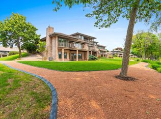 2797 Fox Run, Appleton, WI 54914