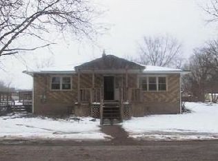 8724 Oakhurst Ave SE, Waynesburg, OH 44688