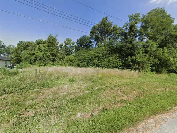 304 Railroad St, Fayette, MO 65248