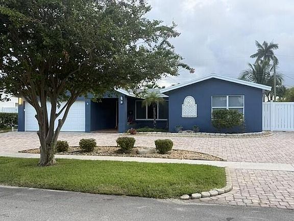 4th image of 821 SE 16th Street