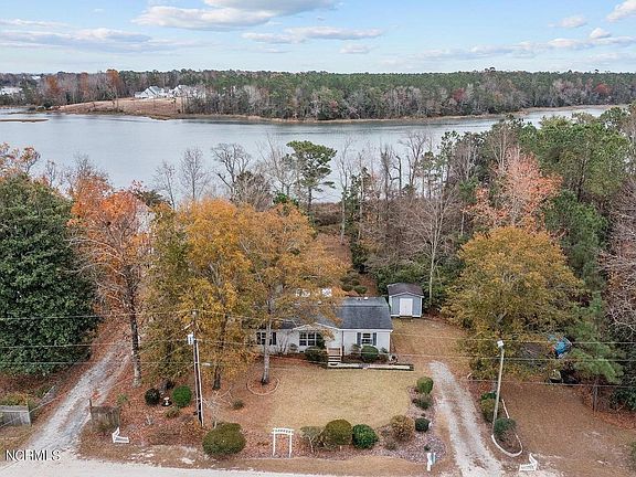 Overview of half acre lot