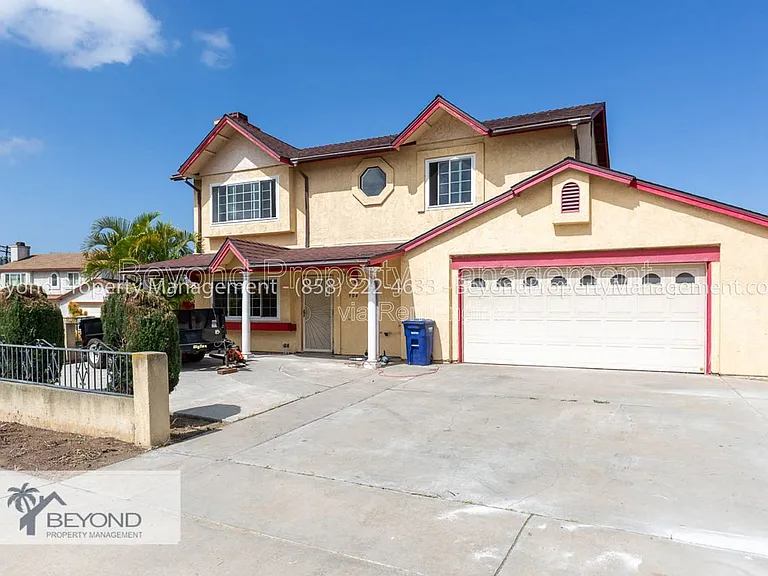 904 Harbison Pl — Photo 2