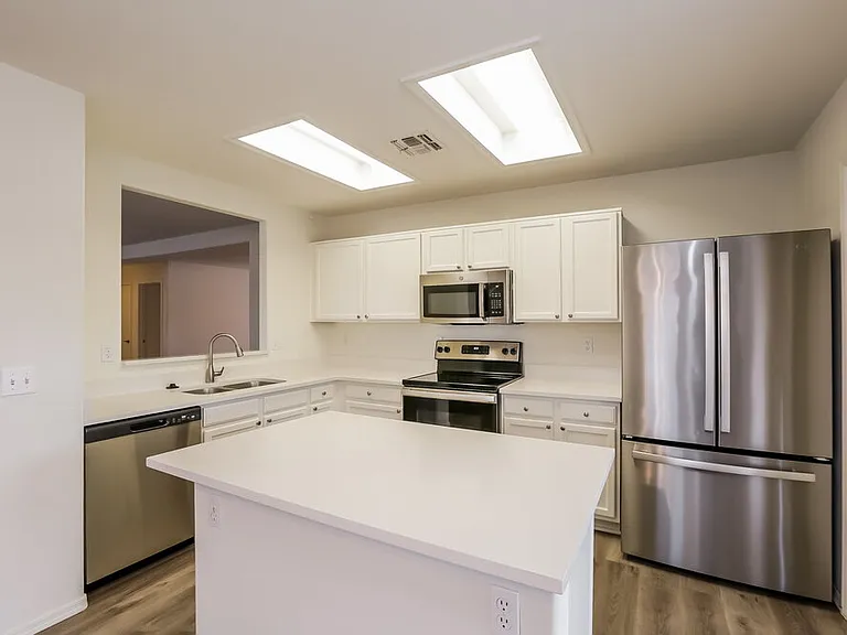 5725 E Flower Cir — Photo 10