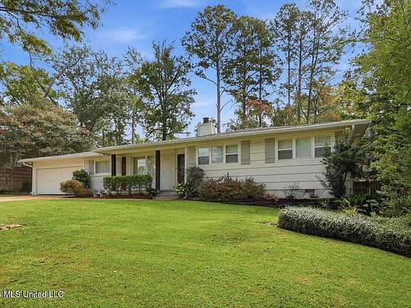 2nd image of 134 Chippewa Cir