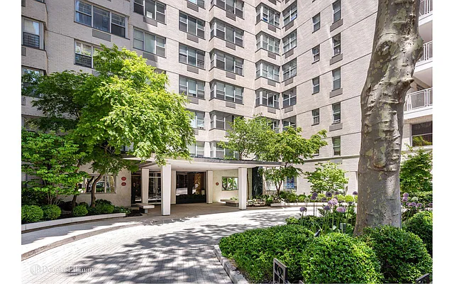 Sold by Douglas Elliman | media 7