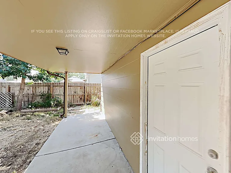 2676 E 117th Way — Photo 15