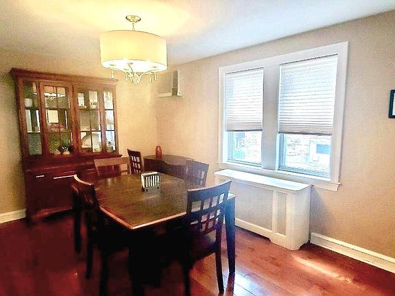 5th image of 2624 Eldon Ave
