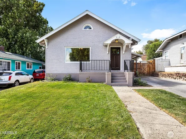 218 S 15th Avenue, Yakima, WA 98902