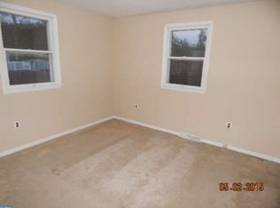 738 Valley Green Ave, Deptford, NJ 08096